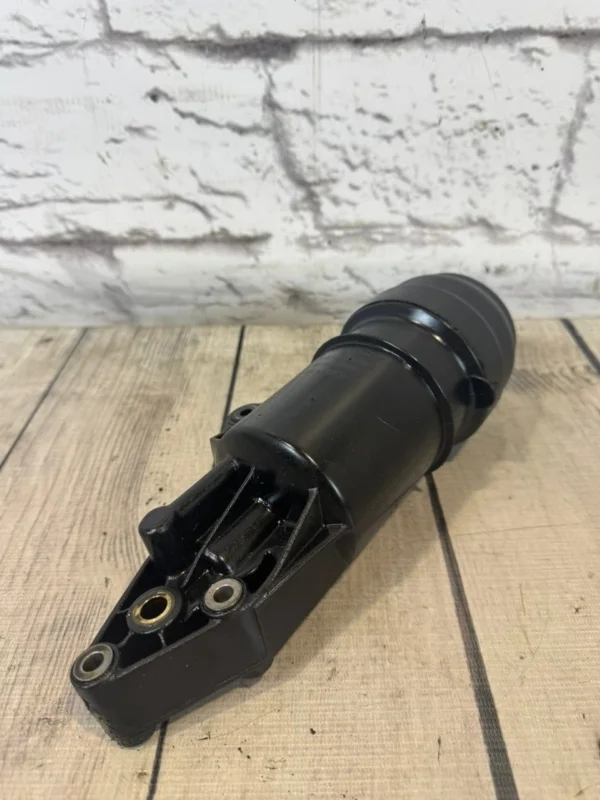 Корпус масляного фильтра Audi A6