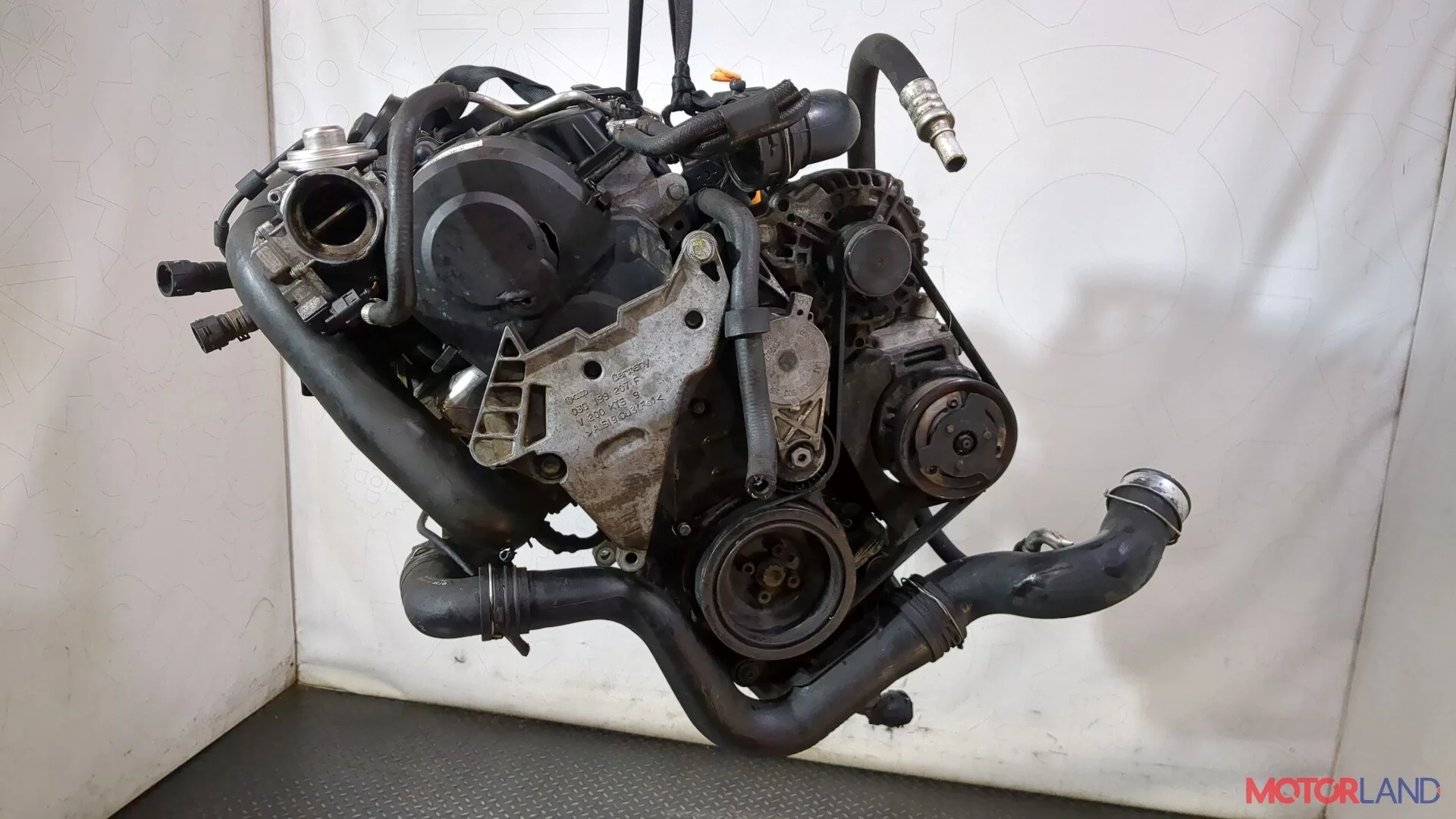 Двигатель (ДВС) Skoda Octavia (A5) 2004-2013 КПП-робот (РКПП) BXE Дизель 1.9 л TDI