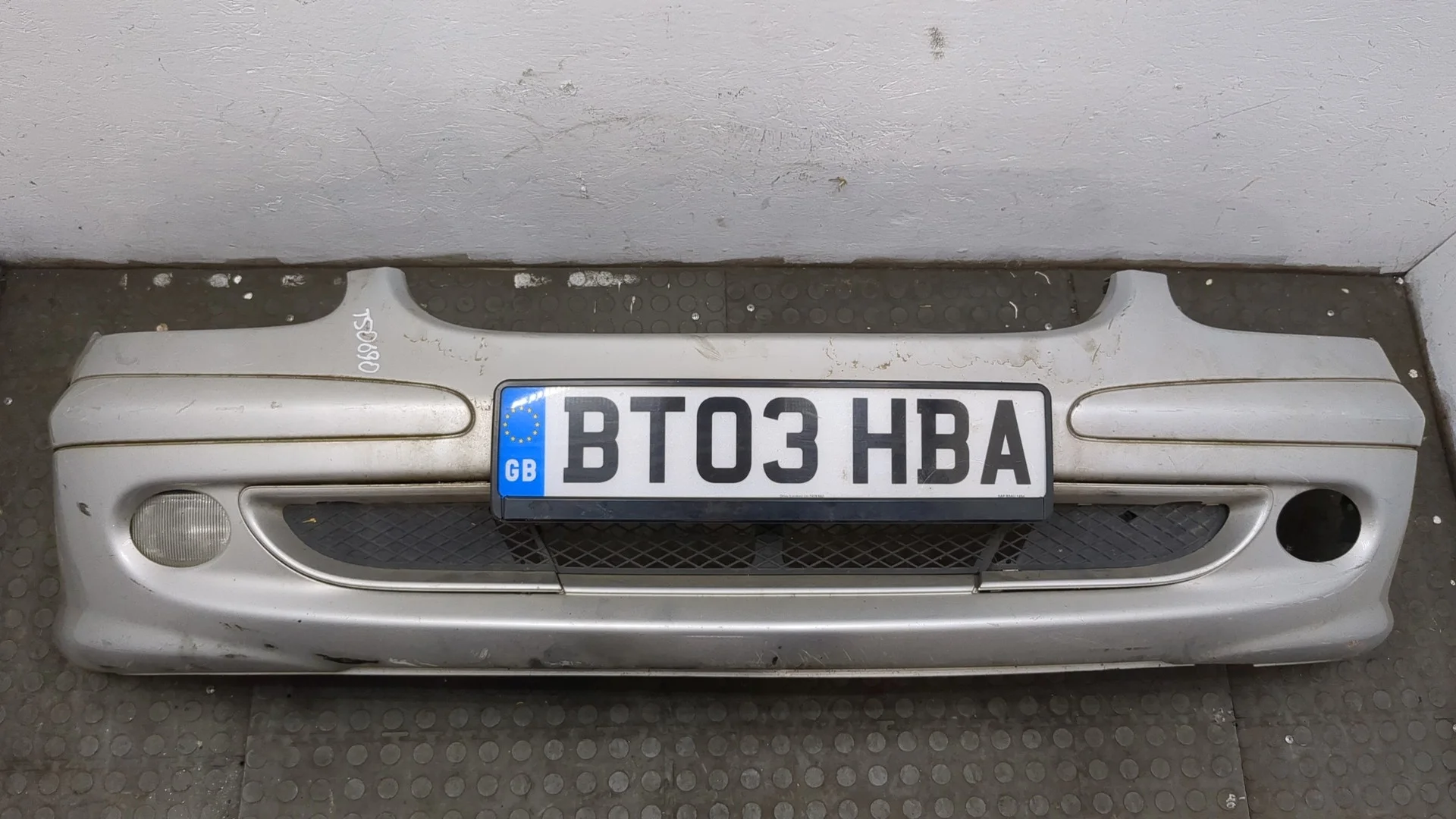 Бампер Mercedes-Benz SLK-Class R170 1996-2004 КПП 6-ст.мех.(МКПП) M111.958 Бензин 2 л Турбо-инжектор