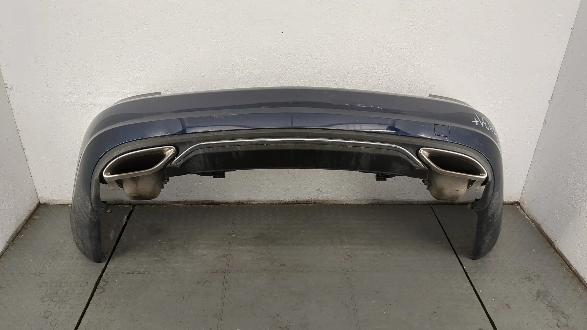 Бампер Mercedes-Benz E-Coupe C207 2009-2016 КПП автомат 4х4 (АКПП) M276.957 Бензин 3.5 л Инжектор