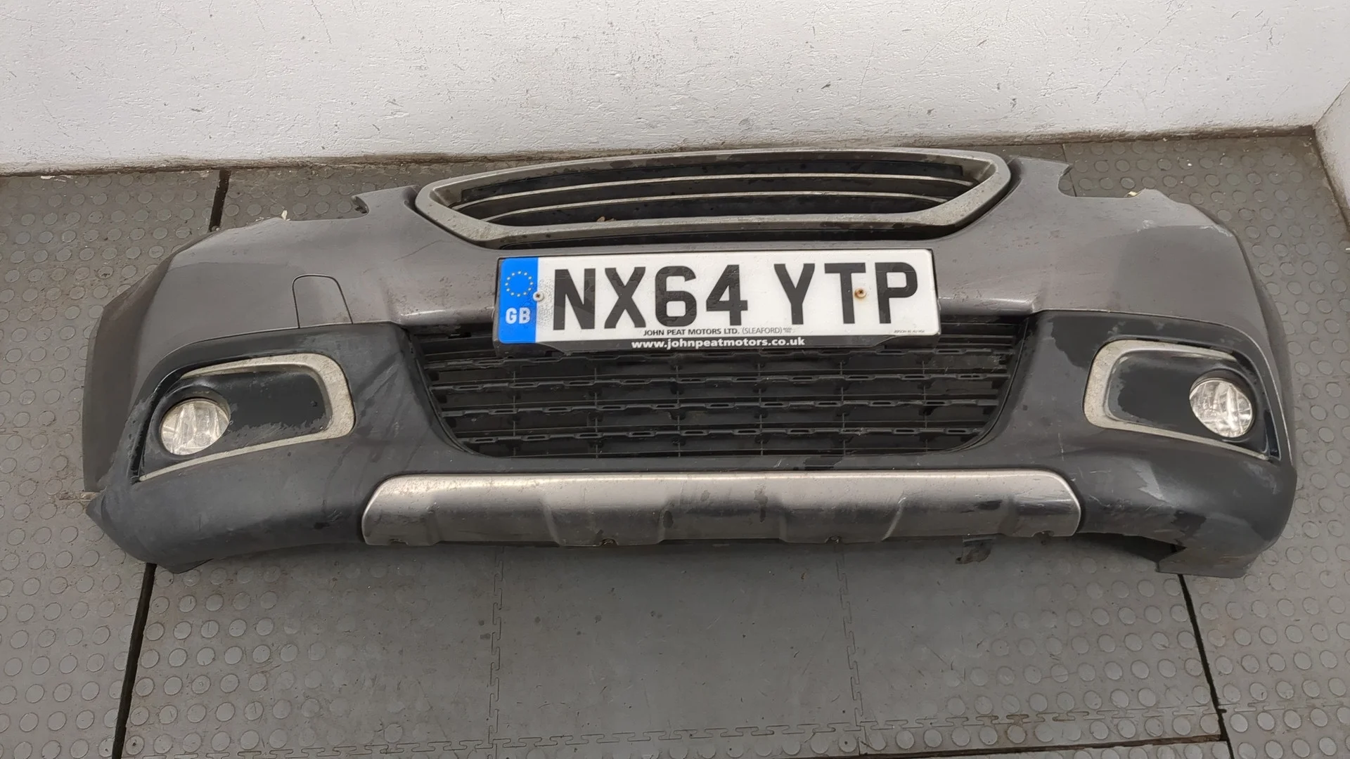 Бампер Peugeot 2008 2013-2019 КПП автомат (АКПП) 9HP Дизель 1.6 л HDI