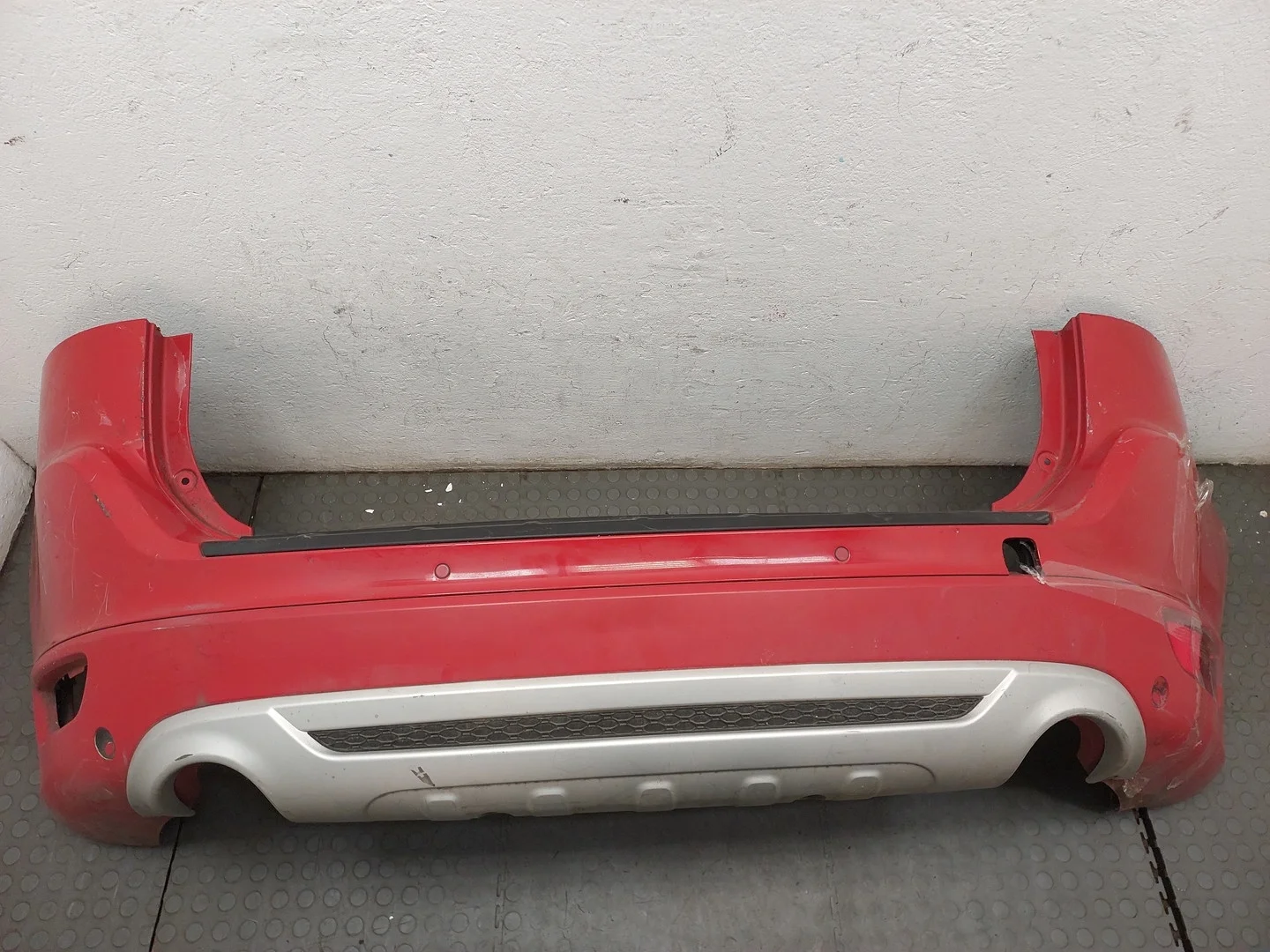 Бампер Volvo XC60 2008-2017 КПП 6-ст.мех 4х4 (МКПП) D5244T10 Дизель 2.4 л Турбо