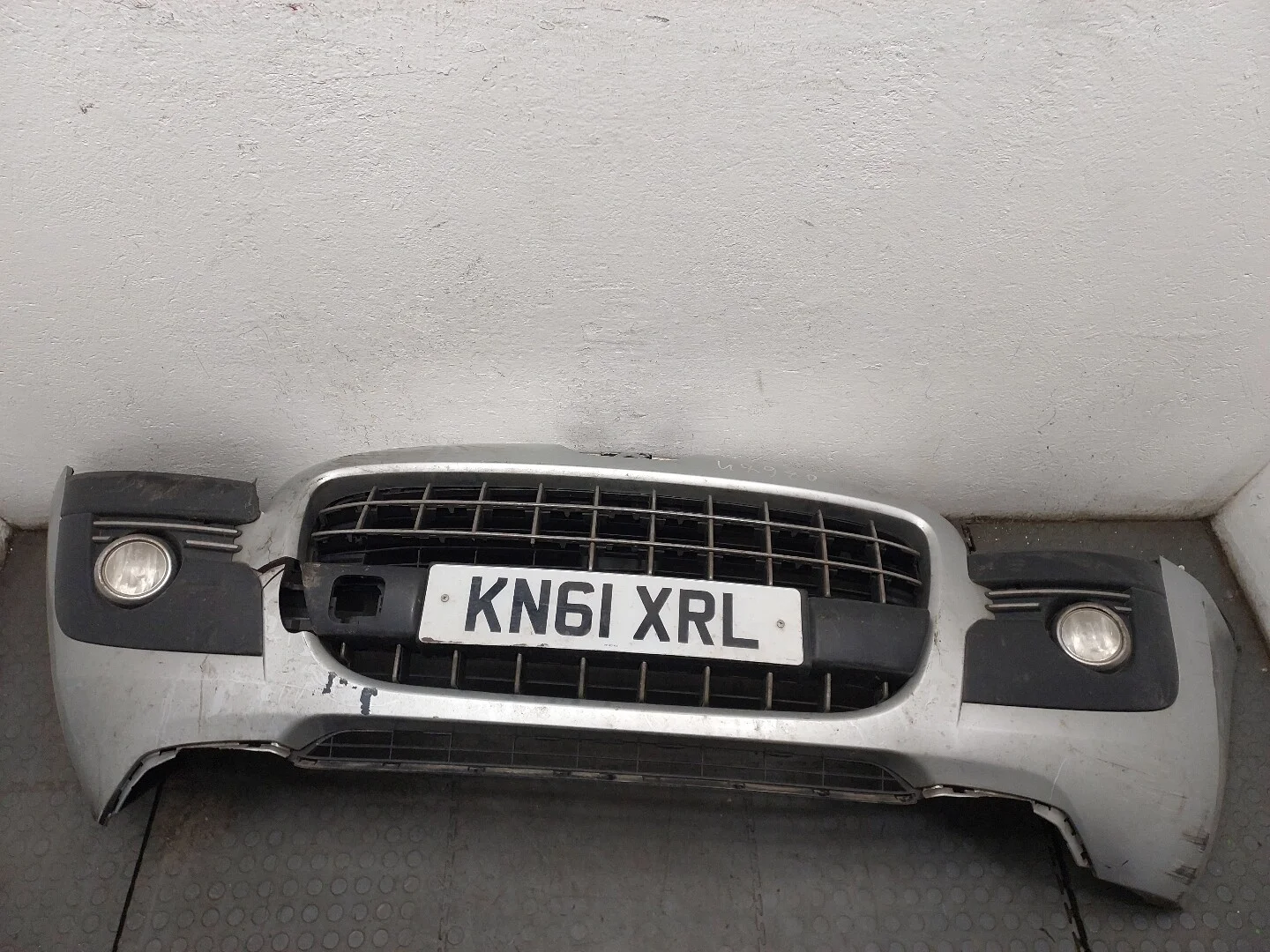 Бампер Peugeot 3008 2009-2016 КПП 6-ст.мех.(МКПП) 9HR Дизель 1.6 л HDI