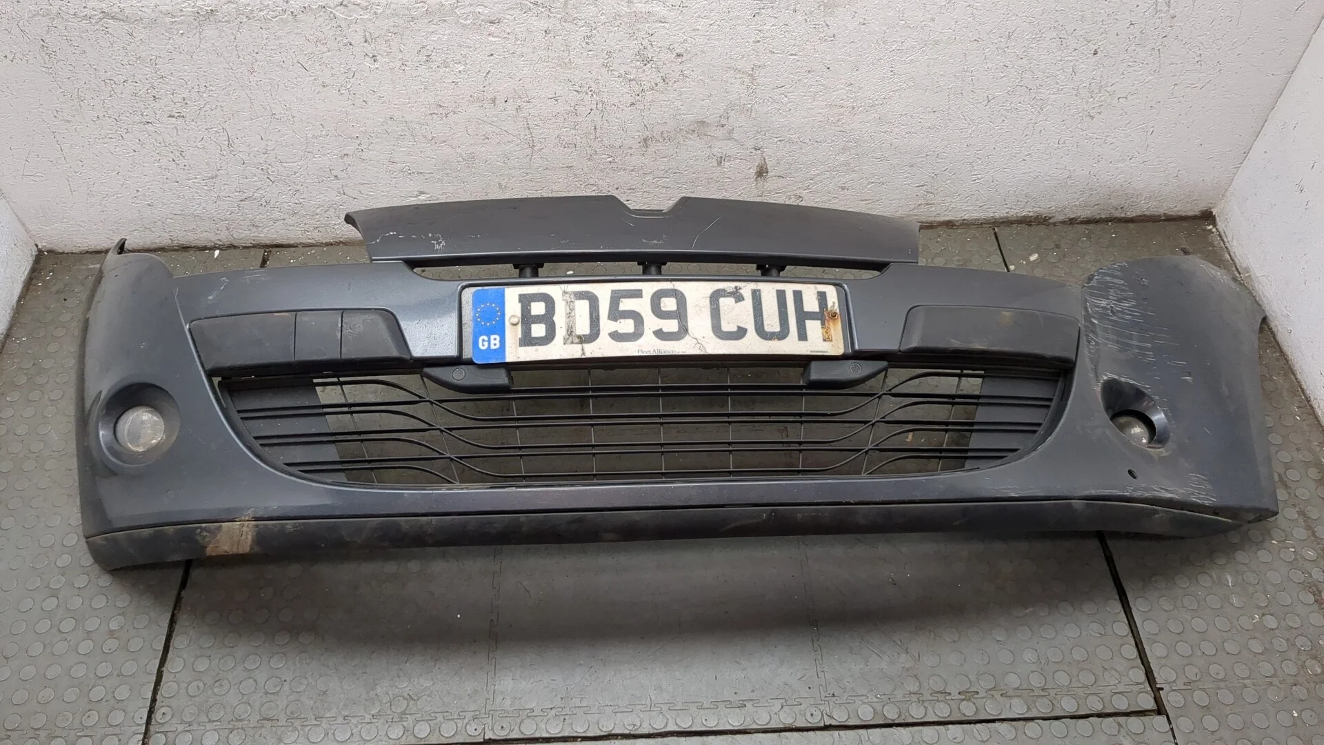 Бампер Renault Megane 3 2009-2016 КПП 6-ст.мех.(МКПП) F9Q 872 Дизель 1.9 л DCI