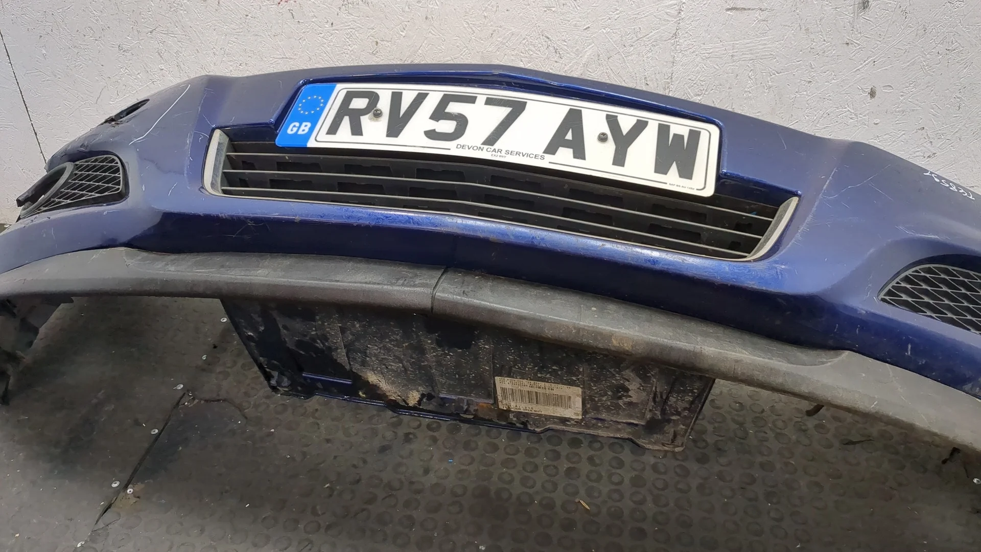 Бампер Opel Astra H 2004-2010 КПП 5-ст.мех.(МКПП) Z17DTH Дизель 1.7 л CDTI