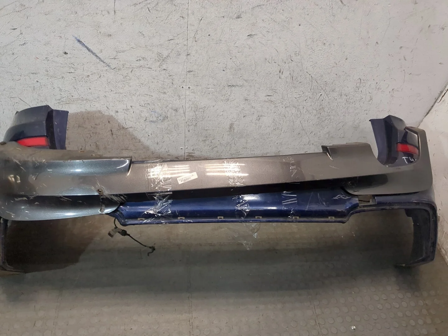 Бампер BMW X3 F25 2010-2017 КПП автомат 4х4 (АКПП) N47D20C Дизель 2 л Турбо