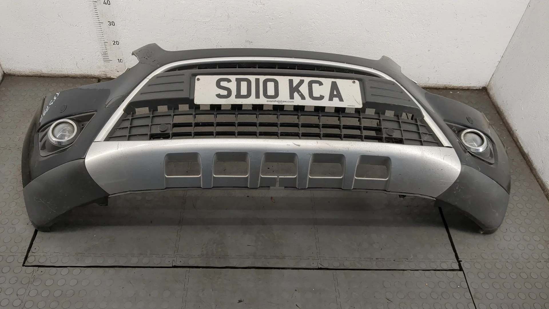 Бампер Ford Kuga 2008-2012 КПП 6-ст.мех 4х4 (МКПП) G6DG, UKDA Дизель 2 л TDCI