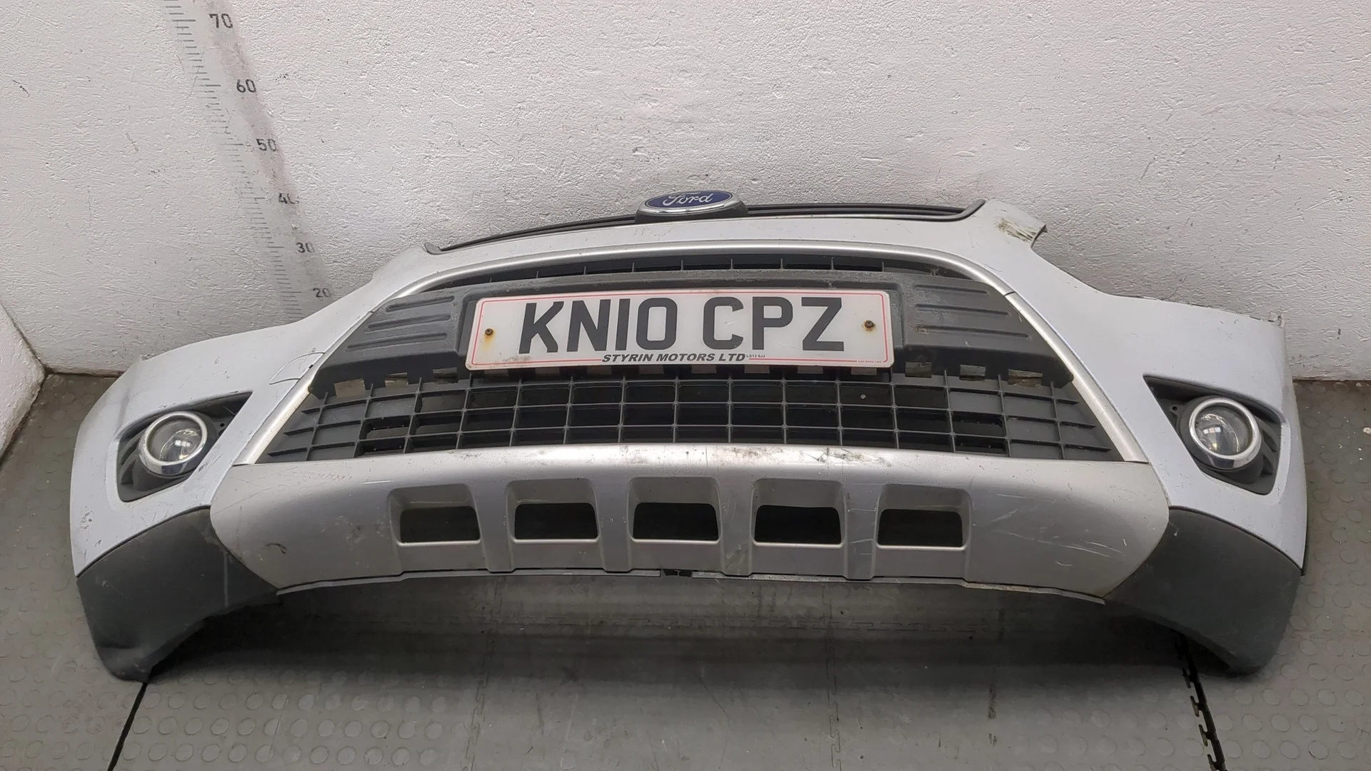 Бампер Ford Kuga 2008-2012 КПП 6-ст.мех 4х4 (МКПП) G6DG, UKDA Дизель 2 л TDCI