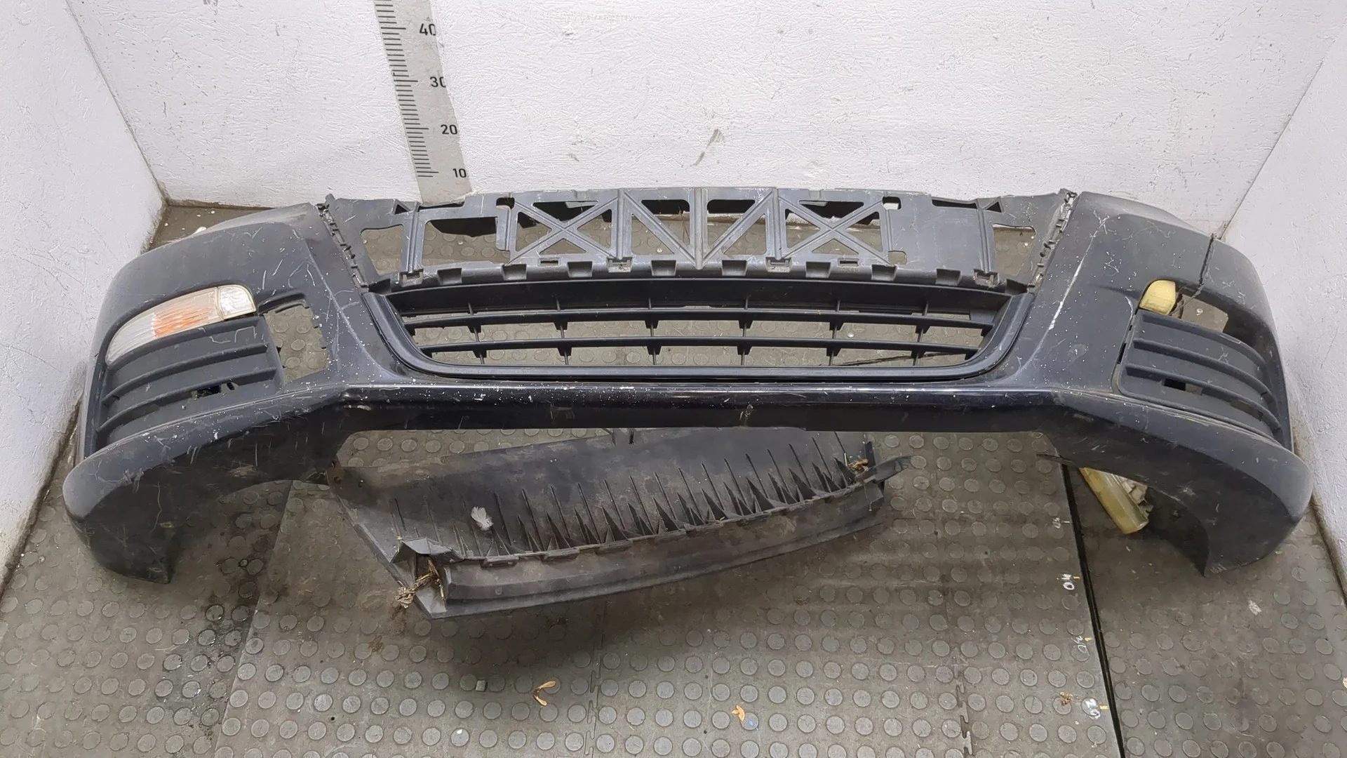 Бампер Volkswagen Passat CC 2008-2012 КПП 6-ст.мех.(МКПП) CBAB Дизель 2 л TDI