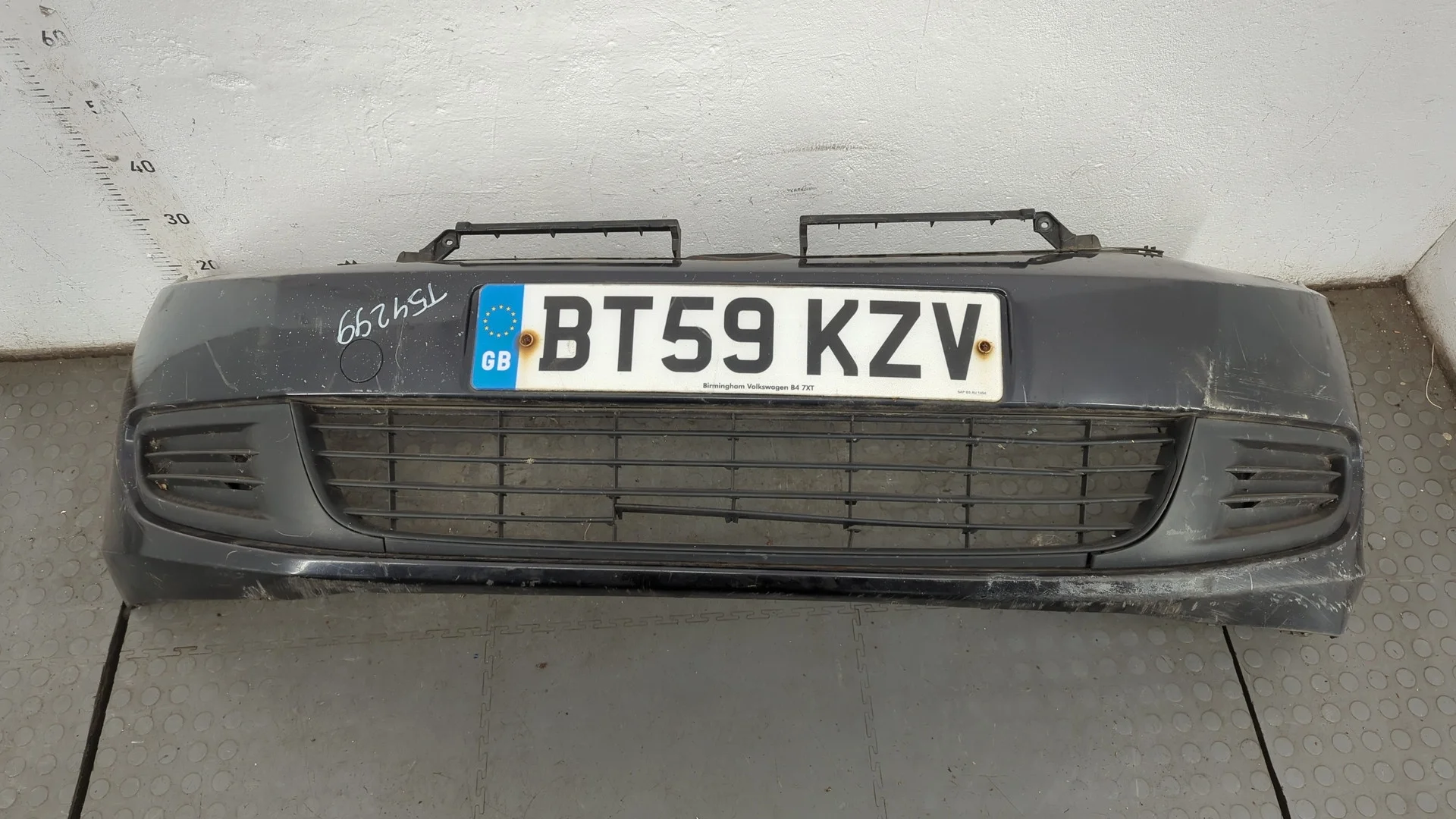 Бампер Volkswagen Golf 6 2008-2012 КПП автомат (АКПП) CAYC Дизель 1.6 л TDI