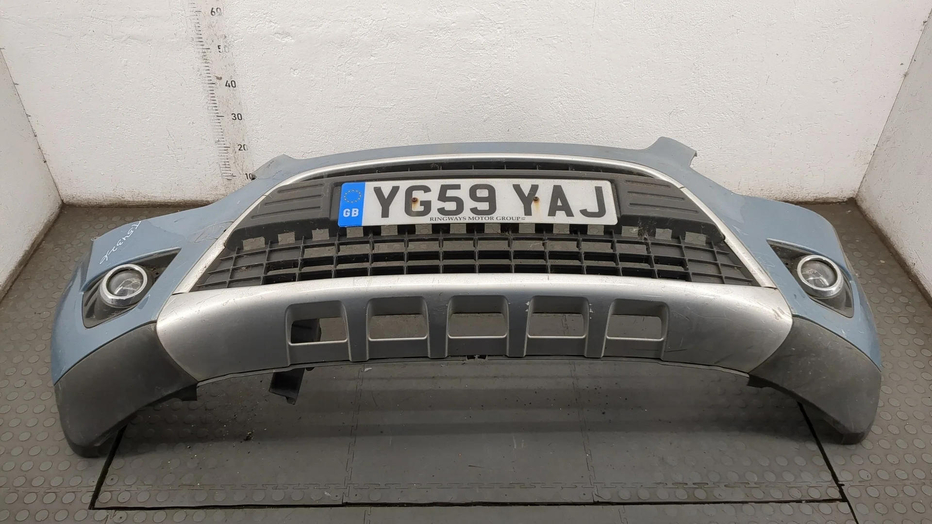 Бампер Ford Kuga 2008-2012 КПП 6-ст.мех 4х4 (МКПП) G6DG, UKDA Дизель 2 л Турбо