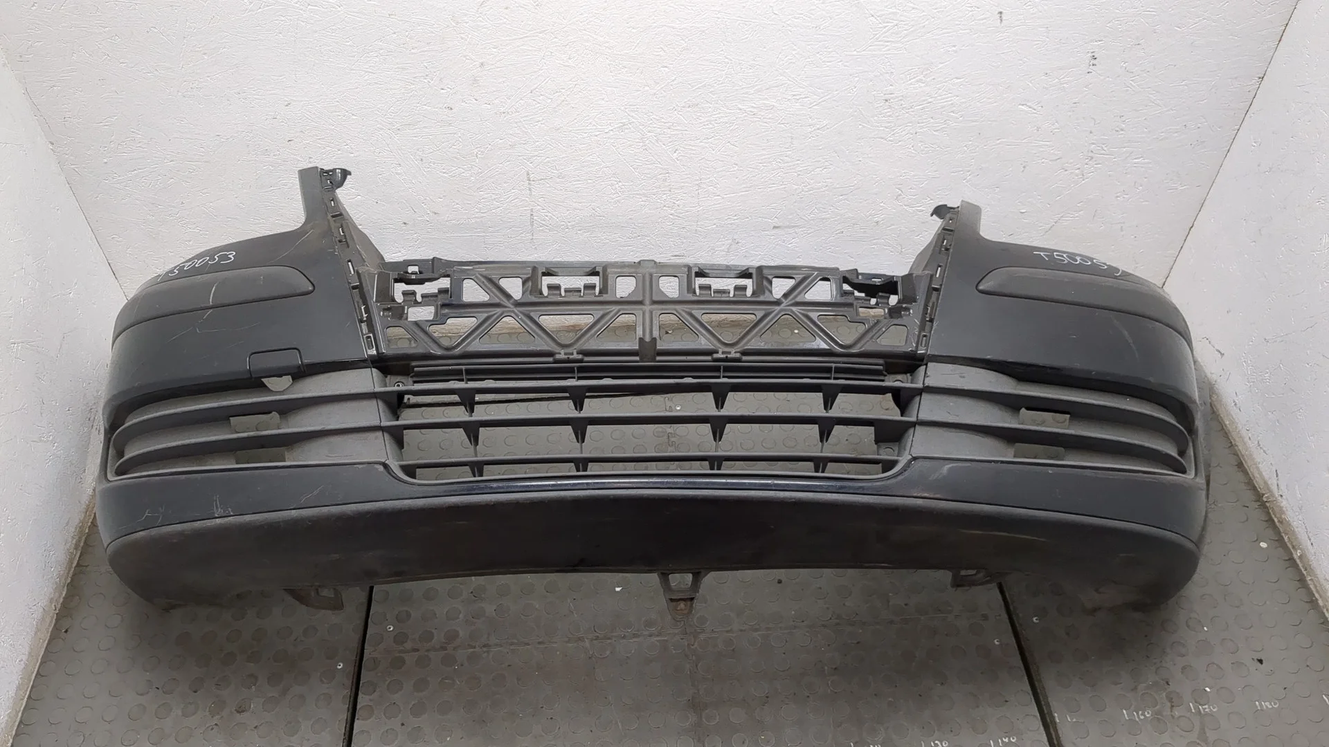 Бампер Volkswagen Touran 2006-2010 КПП 6-ст.мех.(МКПП) BLS Дизель 1.9 л TDI