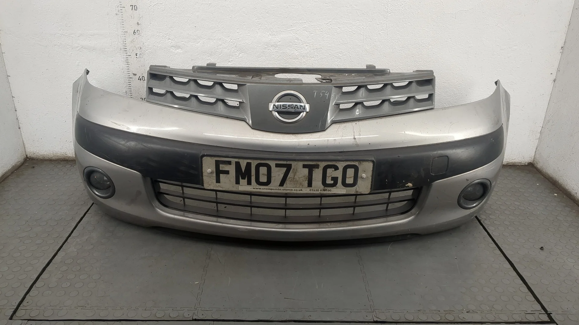 Бампер Nissan Note E11 2005-2013 КПП 5-ст.мех.(МКПП) CR14DE Бензин 1.4 л Инжектор