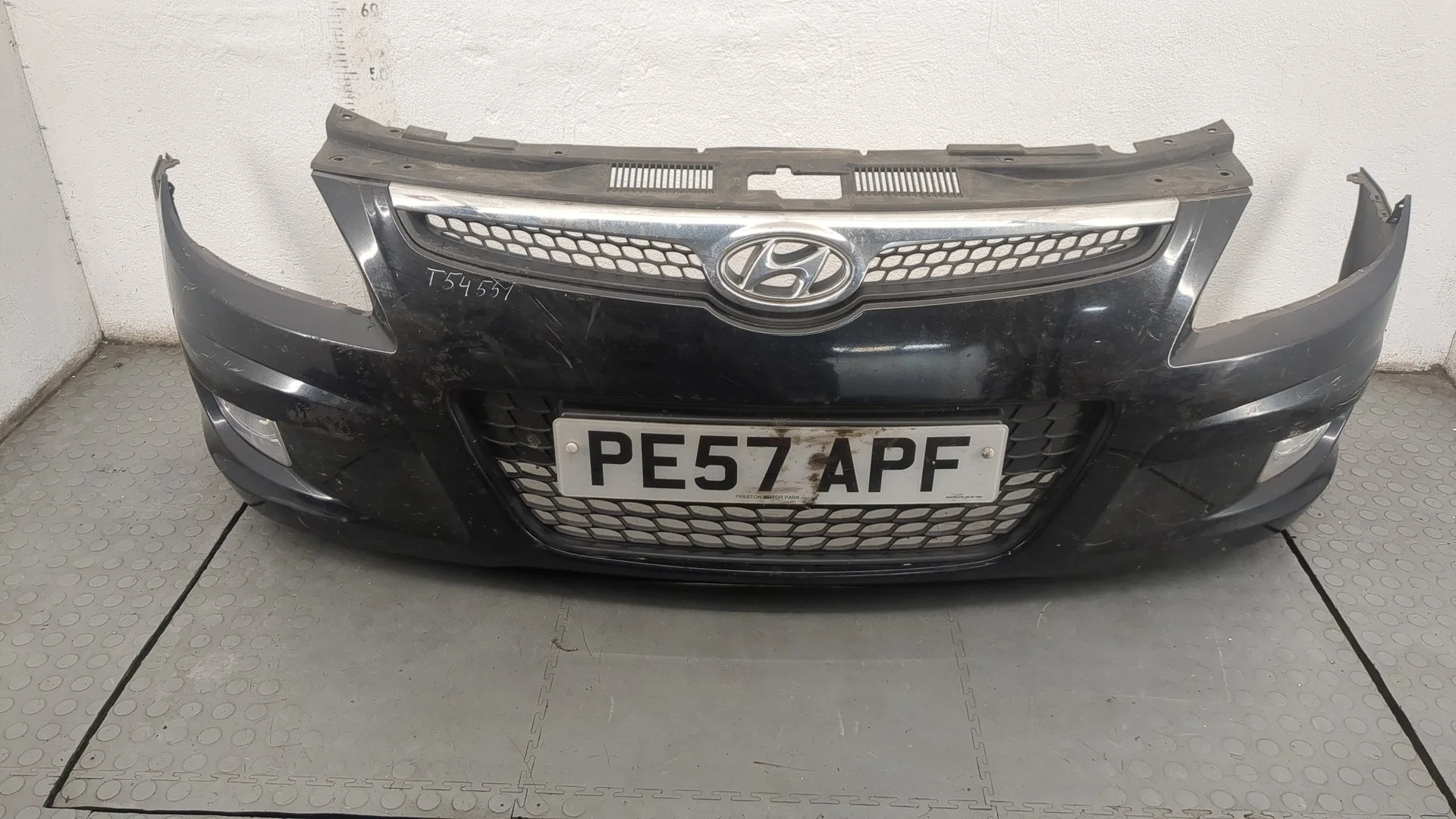 Бампер Hyundai i30 2007-2012 КПП 5-ст.мех.(МКПП) D4FB Дизель 1.6 л CRDi