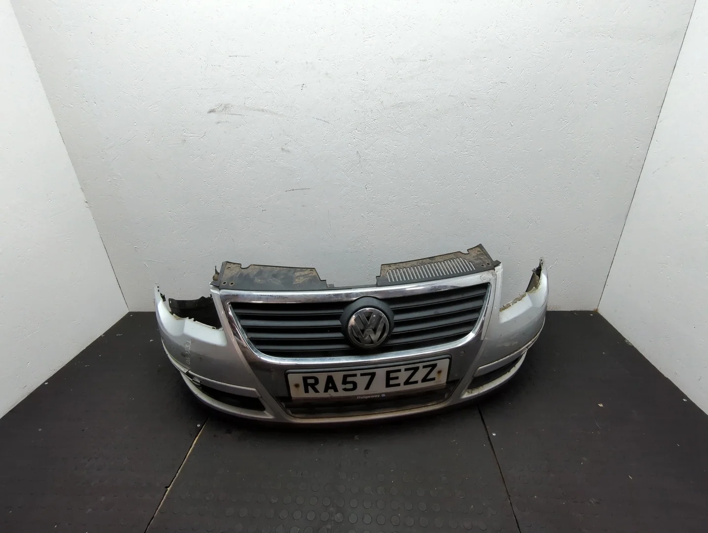 Бампер Volkswagen Passat 6 2005-2010 КПП 6-ст.мех.(МКПП) BMP Дизель 2 л