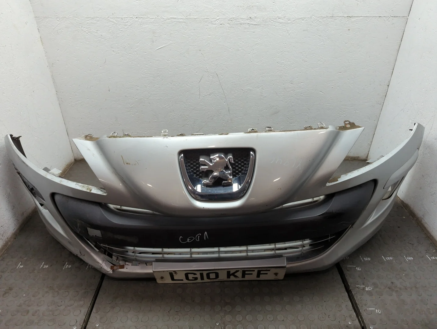 Бампер Peugeot 308 2007-2013 КПП 6-ст.мех.(МКПП) 9HY, 9HZ Дизель 1.6 л HDI