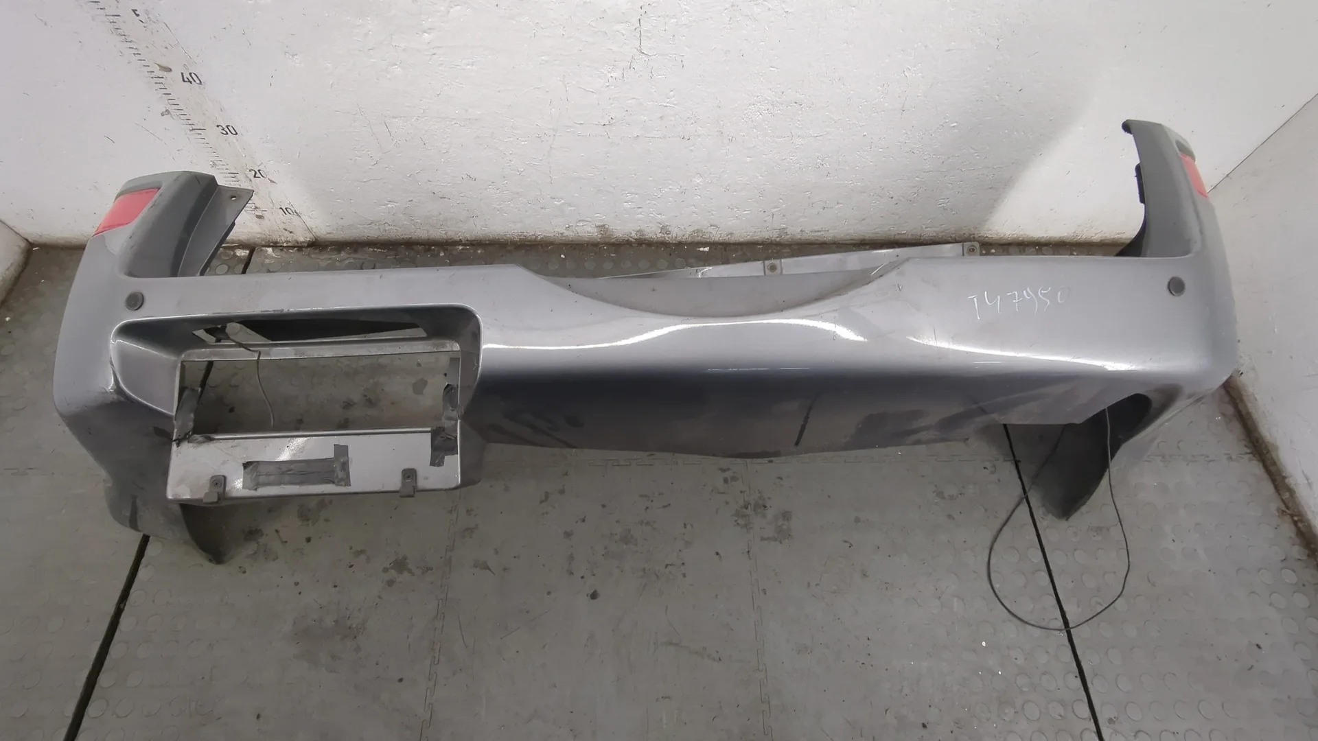 Бампер Suzuki Grand Vitara 2005-2016 КПП 5-ст.мех 4х4 (МКПП) J20A Бензин 2 л Инжектор