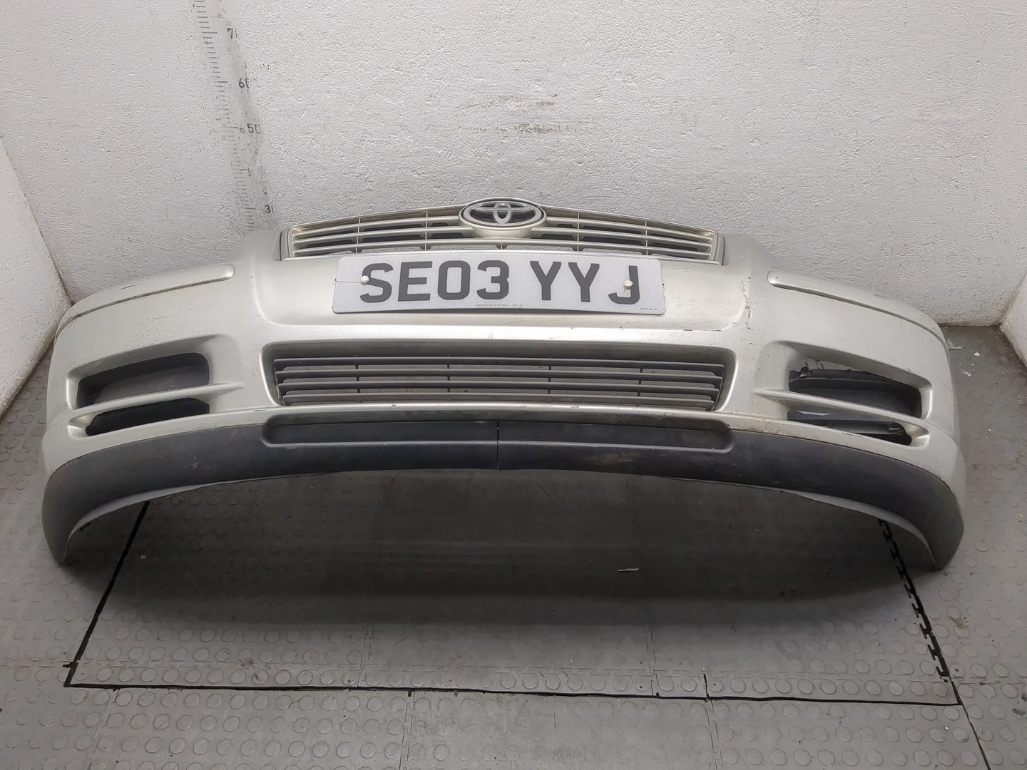 Бампер Toyota Avensis 2 2003-2009 КПП 5-ст.мех.(МКПП) 1ZZ-FE Бензин 1.8 л Инжектор