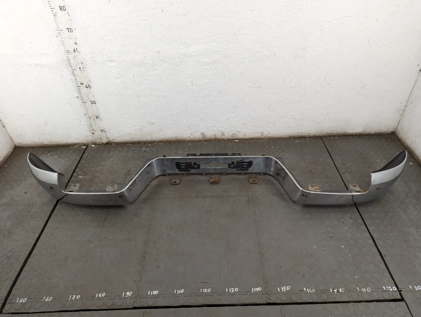 Бампер Volkswagen Amarok 2010-2025 КПП 6-ст.мех 4х4 (МКПП) CNEA Дизель 2 л TDI