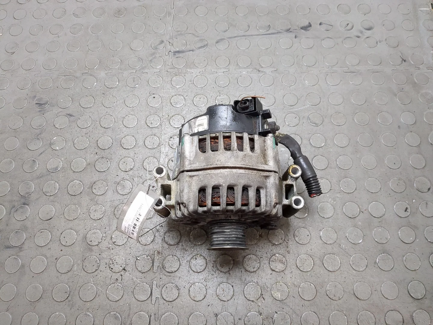 Генератор BMW 5 F10 2010-2017 КПП автомат 4х4 (АКПП) N63B44A Бензин 4.4 л Турбо-инжектор