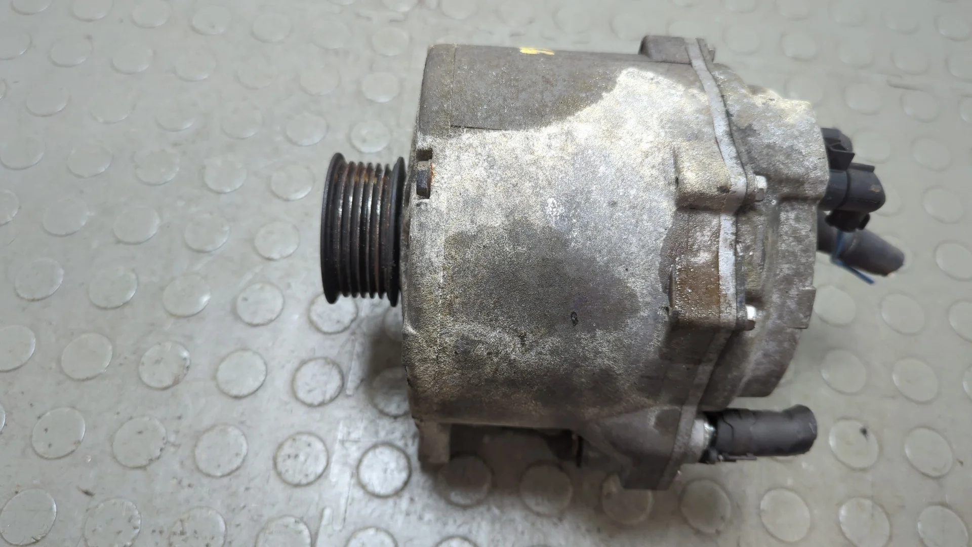 Генератор Volkswagen Phaeton 2002-2010 КПП автомат 4х4 (АКПП) BMK Дизель 3 л TDI