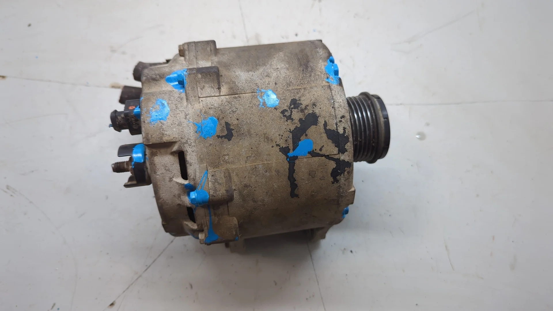 Генератор Audi Q7 2005-2015 КПП автомат 4х4 (АКПП) BTR Дизель 4.2 л TDI