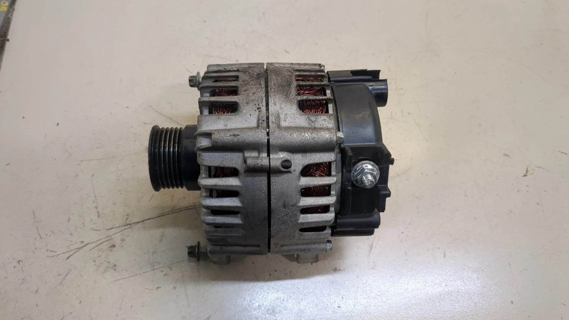 Генератор Mercedes-Benz GL X166 2012-2016 КПП автомат 4х4 (АКПП) 278.928 Бензин 4.7 л