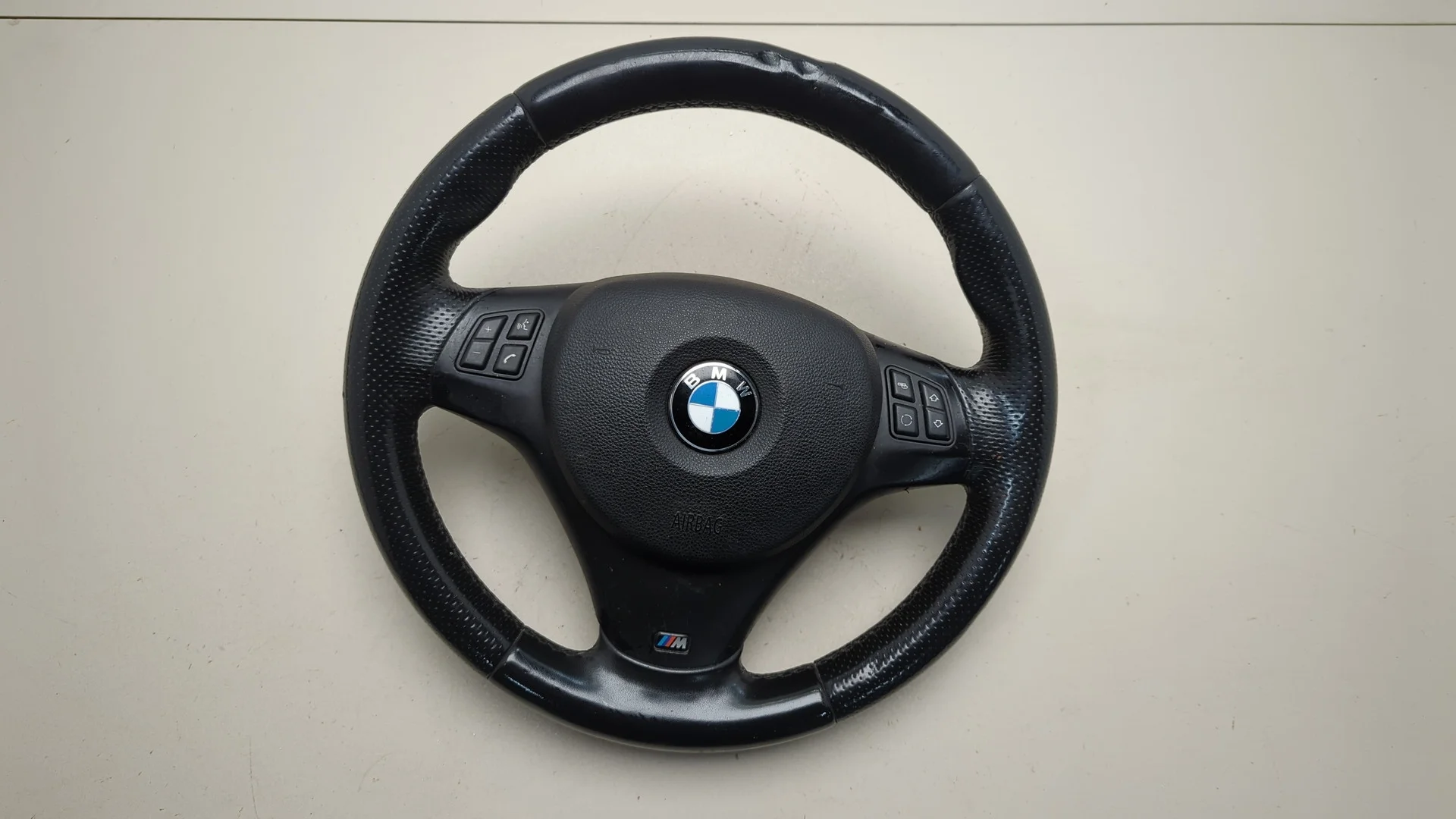 Руль BMW 3 E90, E91, E92, E93 2005-2012 КПП 6-ст.мех.(МКПП) N47D20C Дизель 2 л TDI