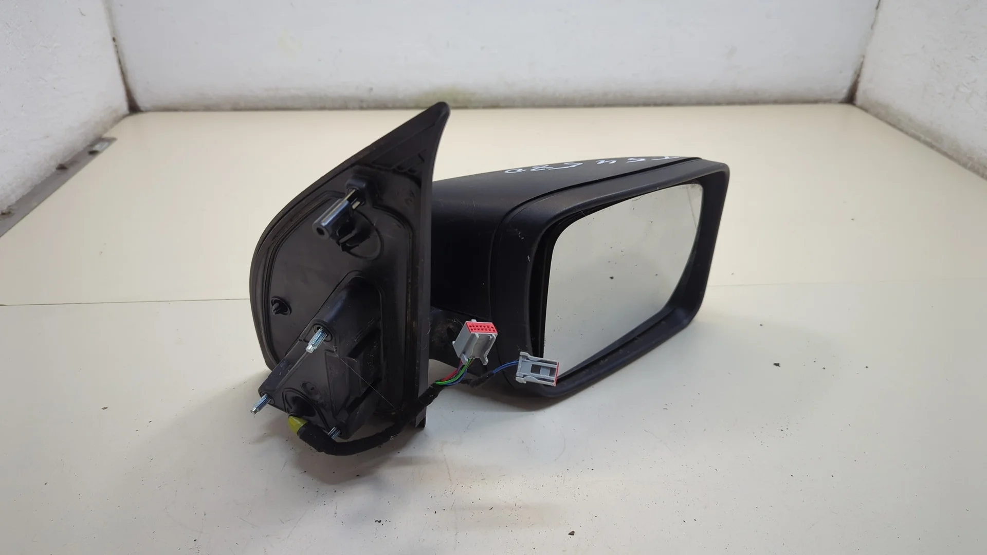 Зеркало боковое Land Rover Freelander 2 2006-2014 КПП 6-ст.мех 4х4 (МКПП) 224DT Дизель 2.2 л Турбо