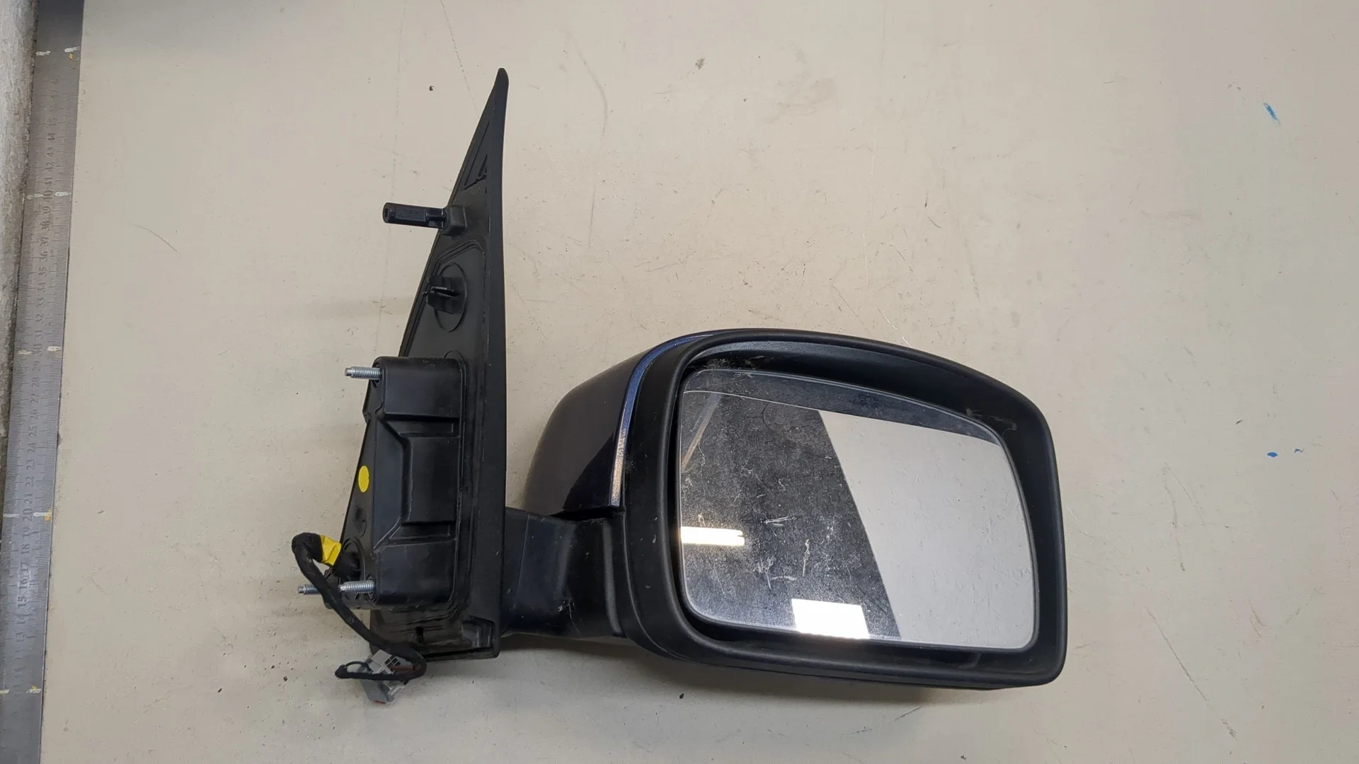 Зеркало боковое Land Rover Freelander 2 2006-2014 КПП 6-ст.мех 4х4 (МКПП) 224DT Дизель 2.2 л Турбо