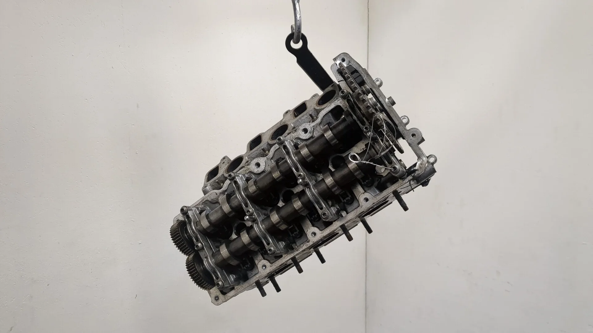 Головка блока (ГБЦ) Audi Q7 2005-2015 КПП 5-ст.мех 4х4 (МКПП) CJGA Дизель 3 л TDI