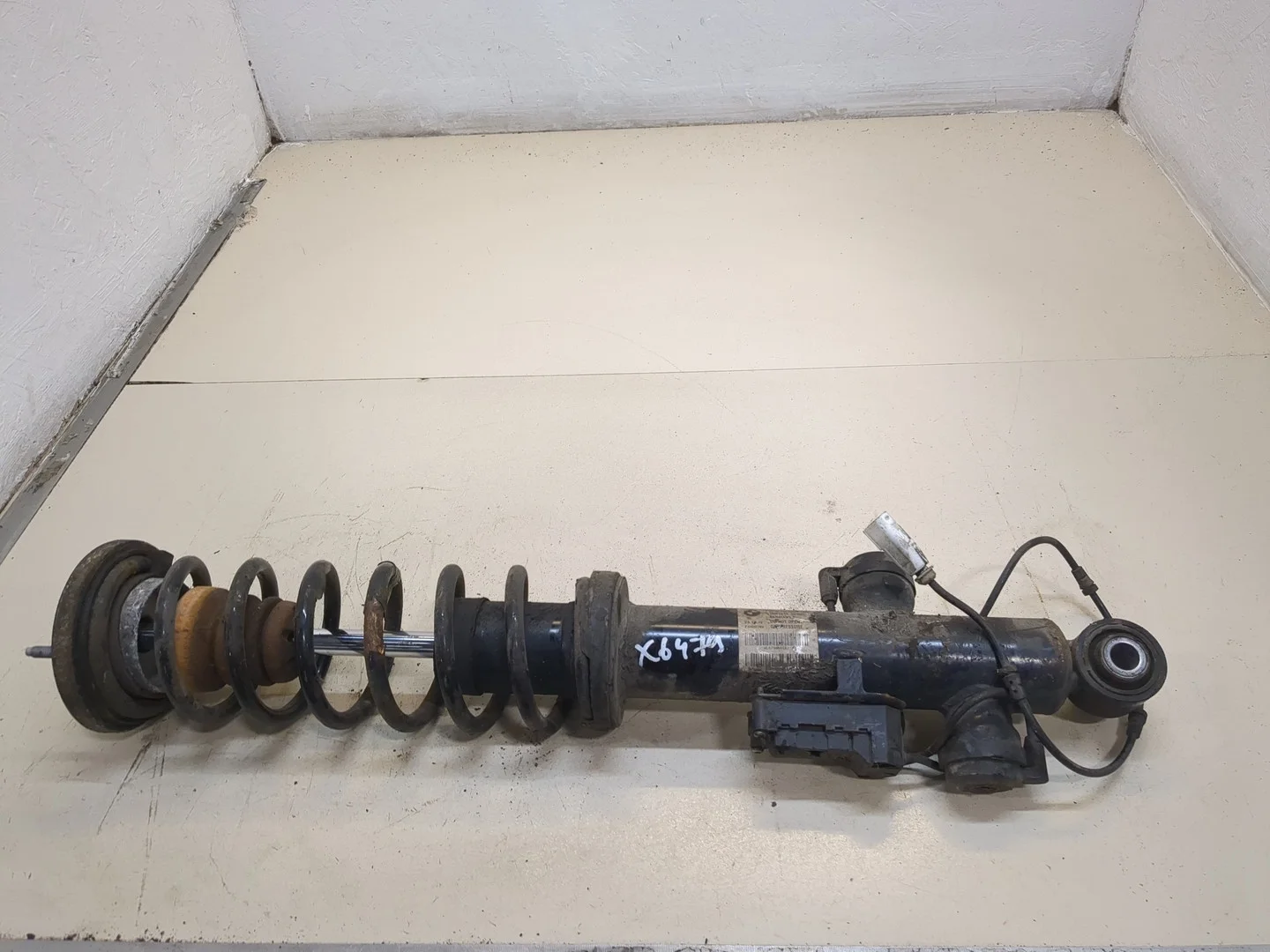 Амортизатор подвески BMW 5 F10 2010-2017 КПП автомат (АКПП) N57D30B Дизель 3 л Турбо