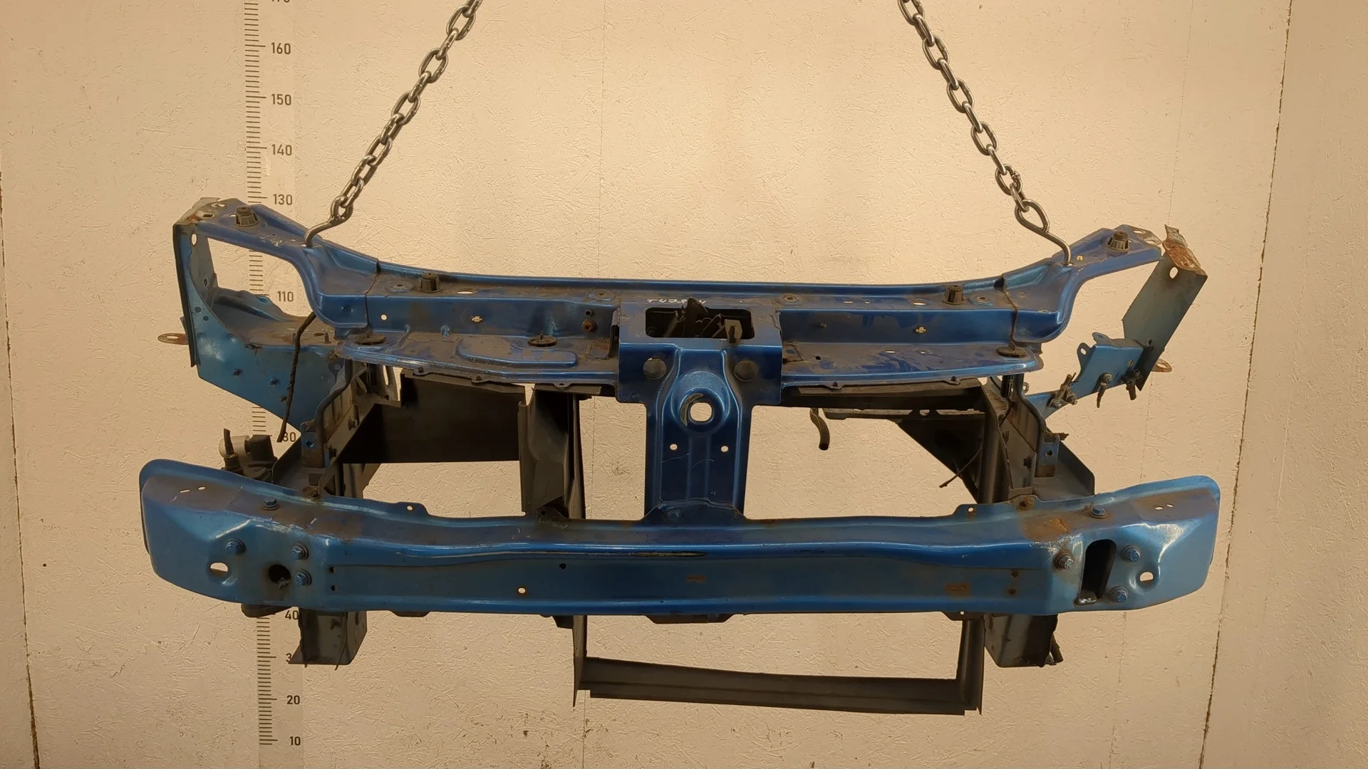 Рамка передняя (телевизор) Dacia Sandero 2013-2020 КПП 5-ст.мех.(МКПП) H4B 400 Бензин 0.9 л Турбо-инжектор