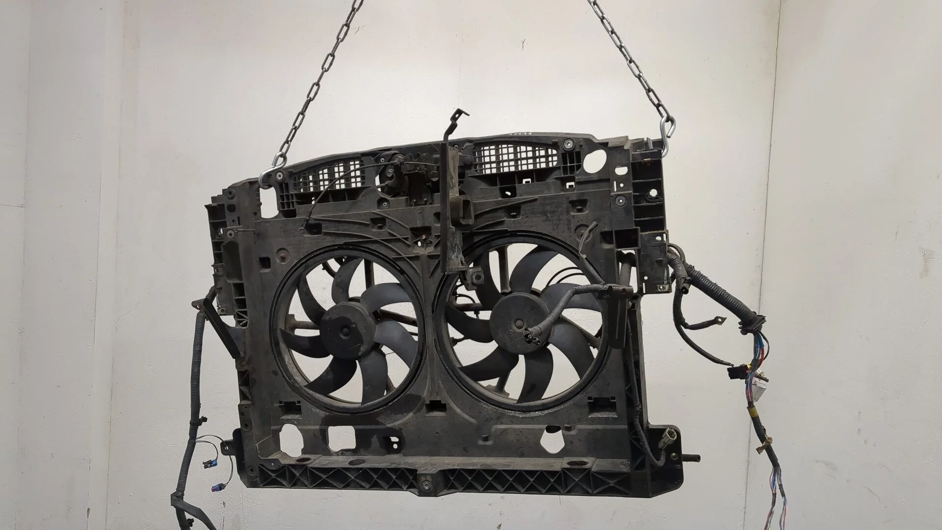 Рамка передняя (телевизор) Nissan Pathfinder 2012-2020 КПП автомат 4х4 (АКПП) VQ35DE Бензин 3.5 л Инжектор