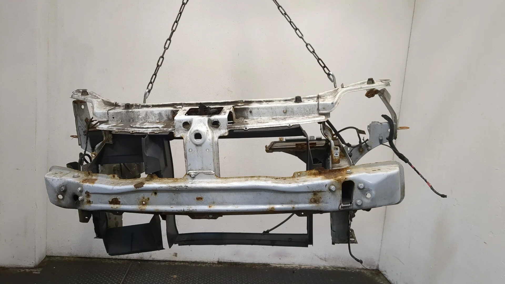 Рамка передняя (телевизор) Dacia Sandero 2013-2020 КПП 5-ст.мех.(МКПП) K9K 612 Дизель 1.5 л DCI