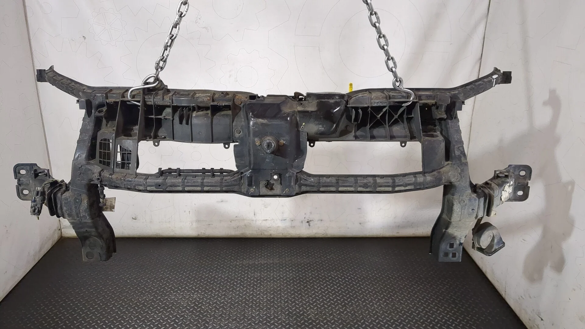 Рамка передняя (телевизор) Ford Transit 2014-2025 КПП 6-ст.мех.(МКПП) CYR5 Дизель 2.2 л TDCI