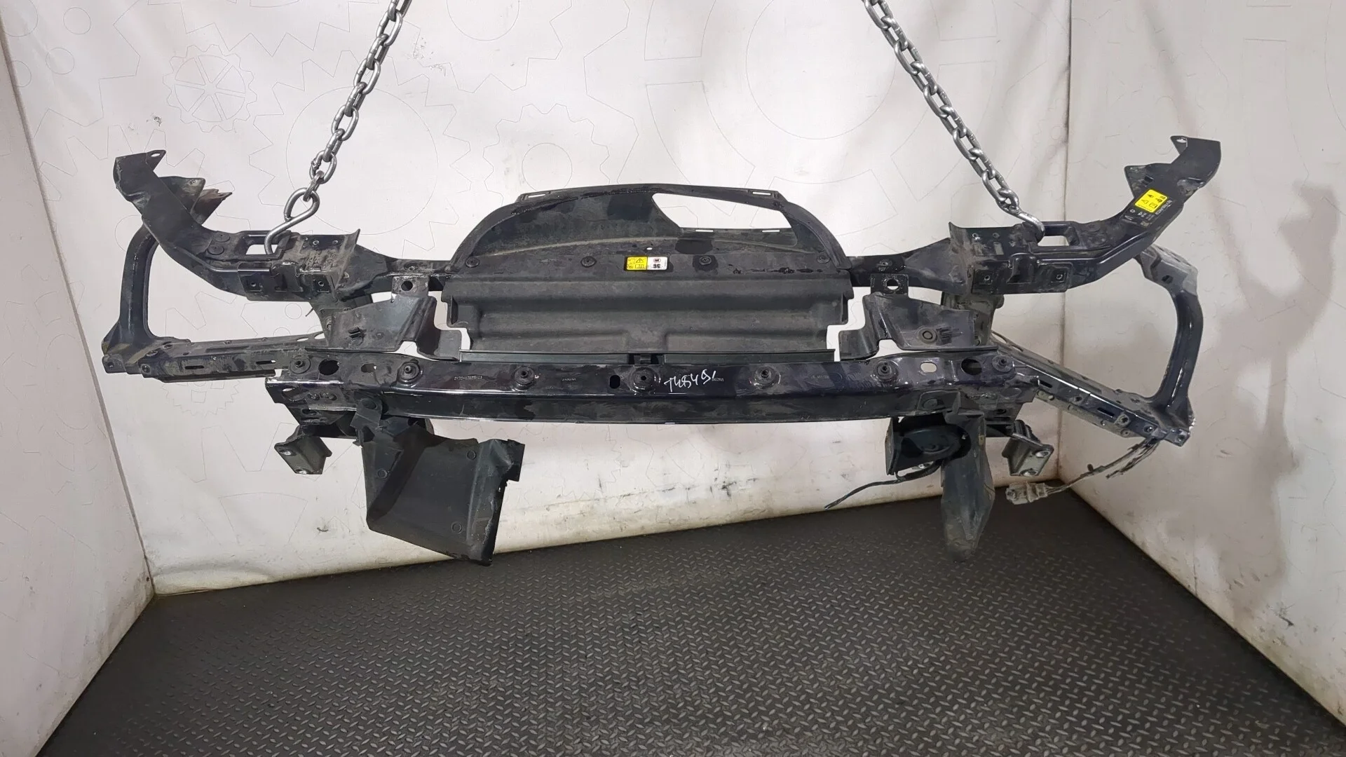 Рамка передняя (телевизор) Jaguar XE 2015-2025 КПП автомат 4х4 (АКПП) 204DTA Дизель 2 л Турбо