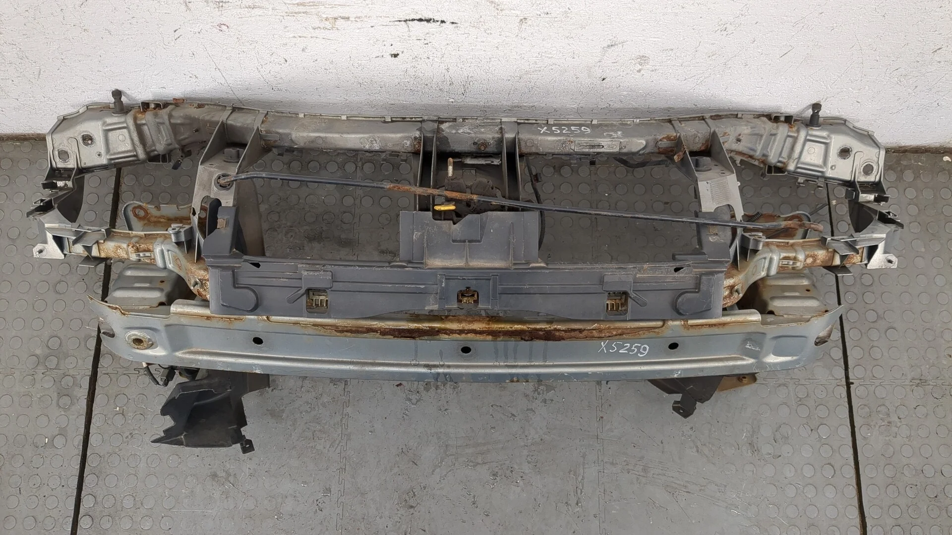 Рамка передняя (телевизор) Ford Mondeo 4 2007-2015 КПП 5-ст.мех.(МКПП) AOBA, AOBC Бензин 2 л Инжектор