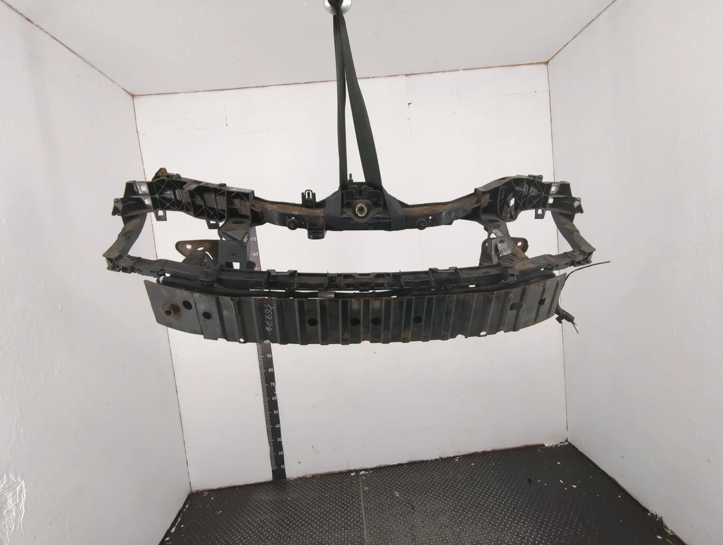 Рамка передняя (телевизор) Ford Focus 2 2008-2011 КПП автомат (АКПП) SHDA, SHDC Бензин 1.6 л Инжектор