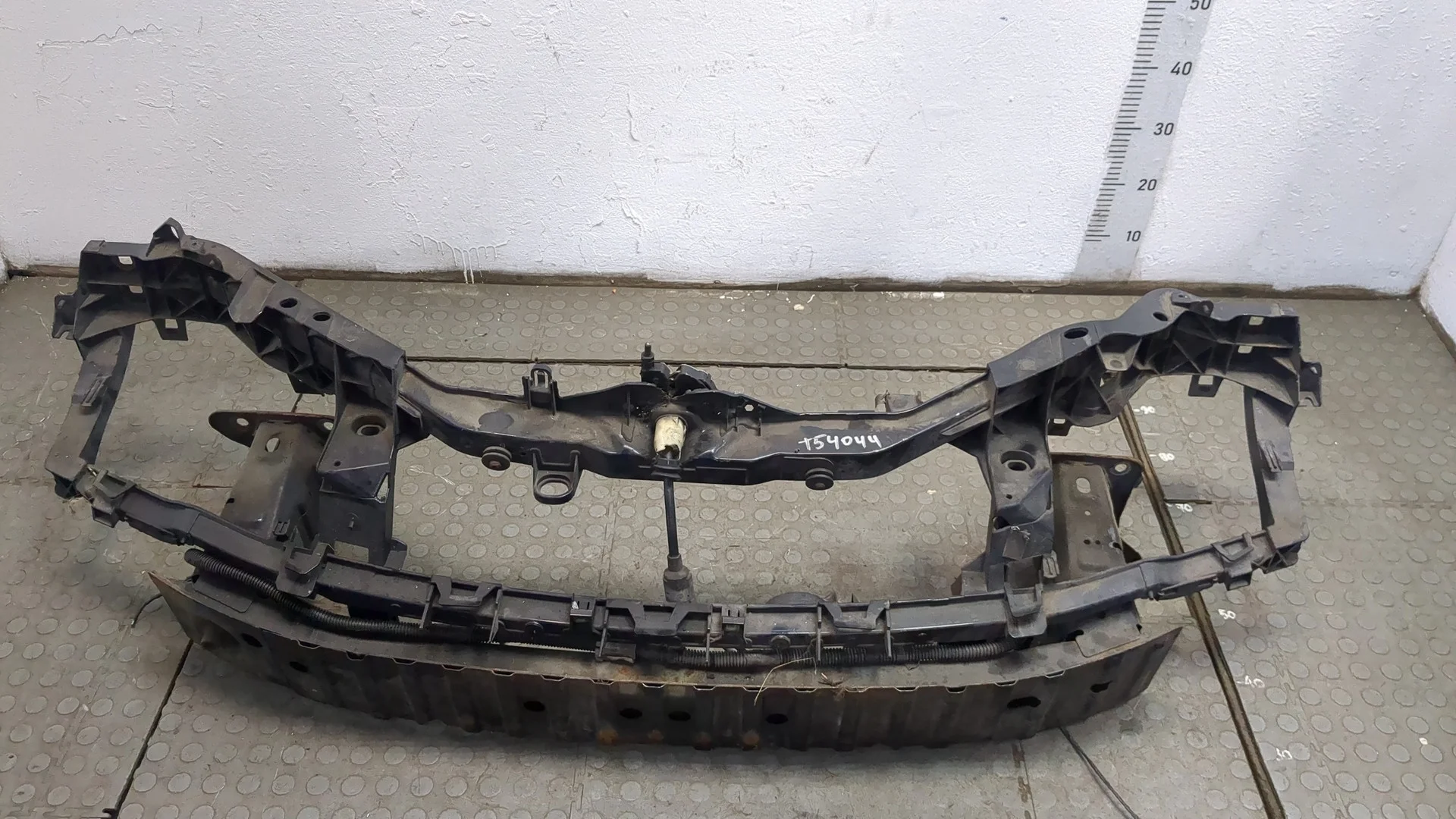 Рамка передняя (телевизор) Ford Focus 2 2008-2011 КПП 5-ст.мех.(МКПП) G8DA, G8DB, G8DC, G8DD, G8DE, G8DF Дизель 1.6 л TDCI