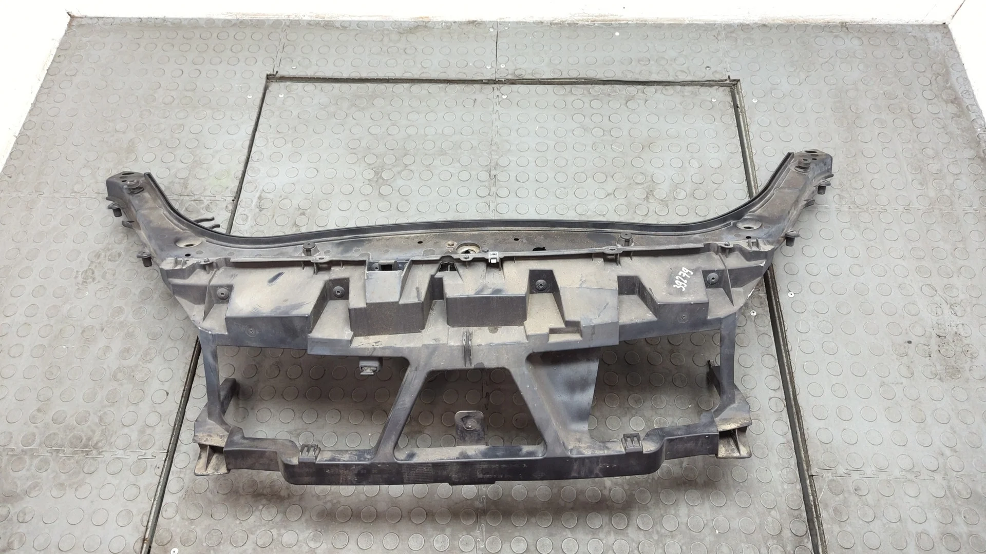 Рамка передняя (телевизор) Renault Scenic 2003-2009 КПП 5-ст.мех.(МКПП) K4M 782 Бензин 1.6 л Инжектор