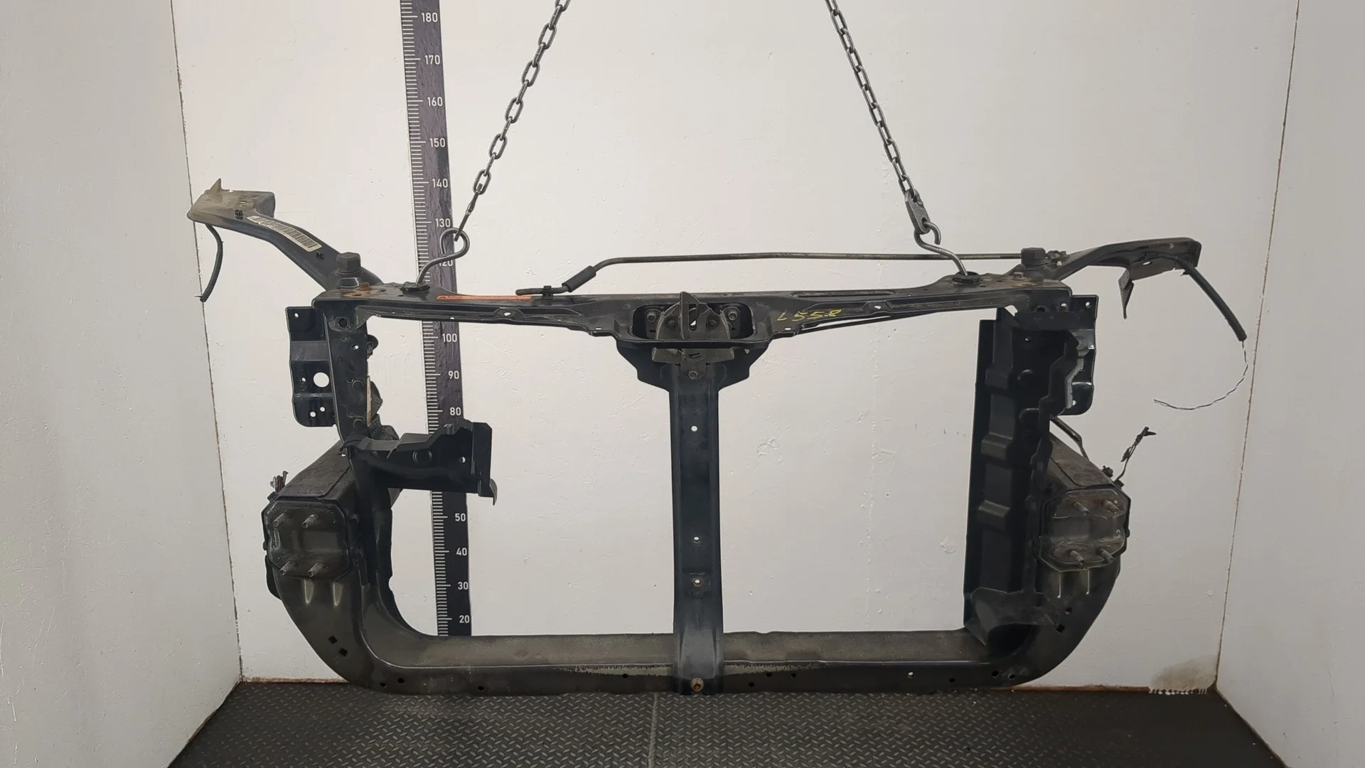 Рамка передняя (телевизор) Mitsubishi Endeavor 2003-2011 КПП автомат 4х4 (АКПП) 6G75 Бензин 3.8 л Инжектор