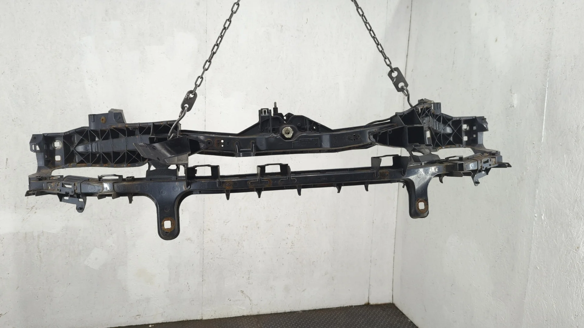 Рамка передняя (телевизор) Ford C-Max 2002-2010 КПП 5-ст.мех.(МКПП) AODA, AODB Бензин 2 л Инжектор