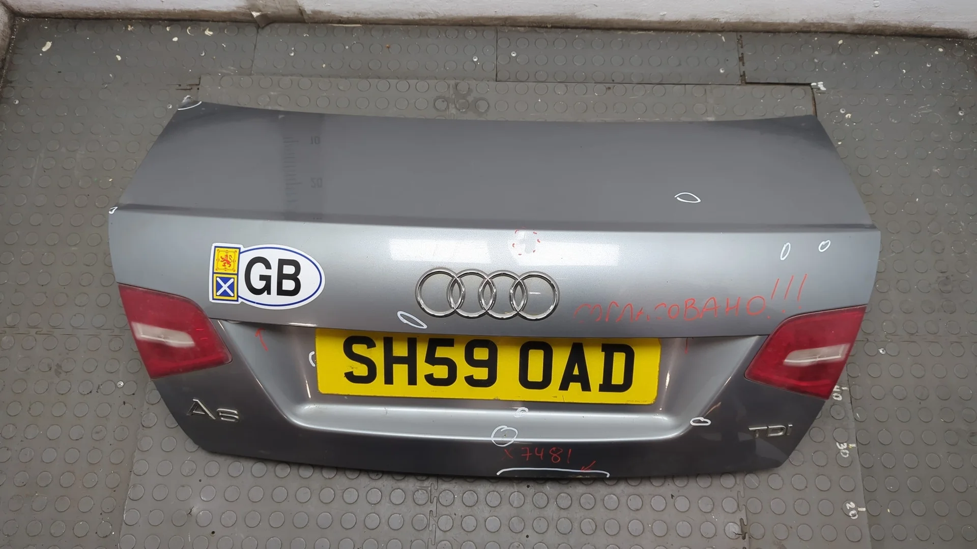 Крышка (дверь) багажника Audi A6 (C6) 2004-2011 КПП 6-ст.мех.(МКПП) CAGB Дизель 2 л