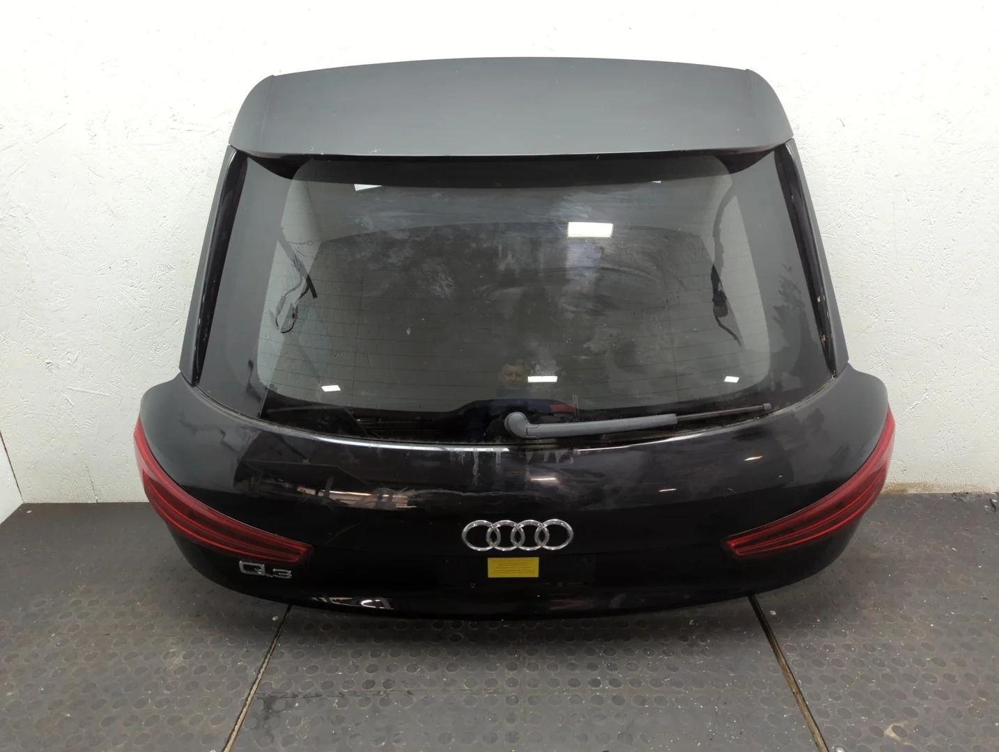 Крышка (дверь) багажника Audi Q3 2011-2018 КПП автомат (АКПП) CCTA Бензин 2 л TSI