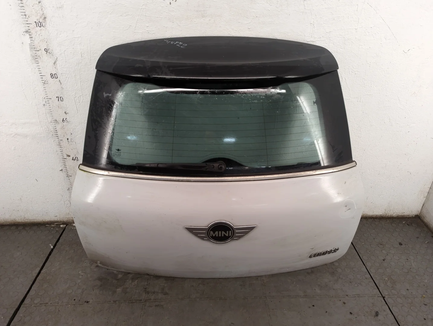 Крышка (дверь) багажника Mini Countryman (R60) 2010-2016 КПП 6-ст.мех.(МКПП) N16B16A Бензин 1.6 л Инжектор