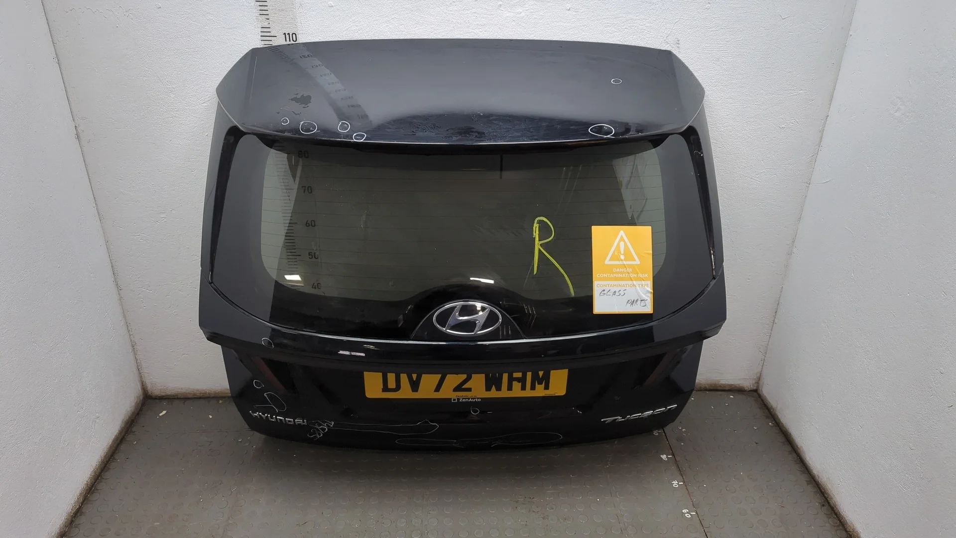 Крышка (дверь) багажника Hyundai Tucson 4 2020-2025 КПП 6-ст.мех.(МКПП) G4FP Бензин 1.6 л GDI