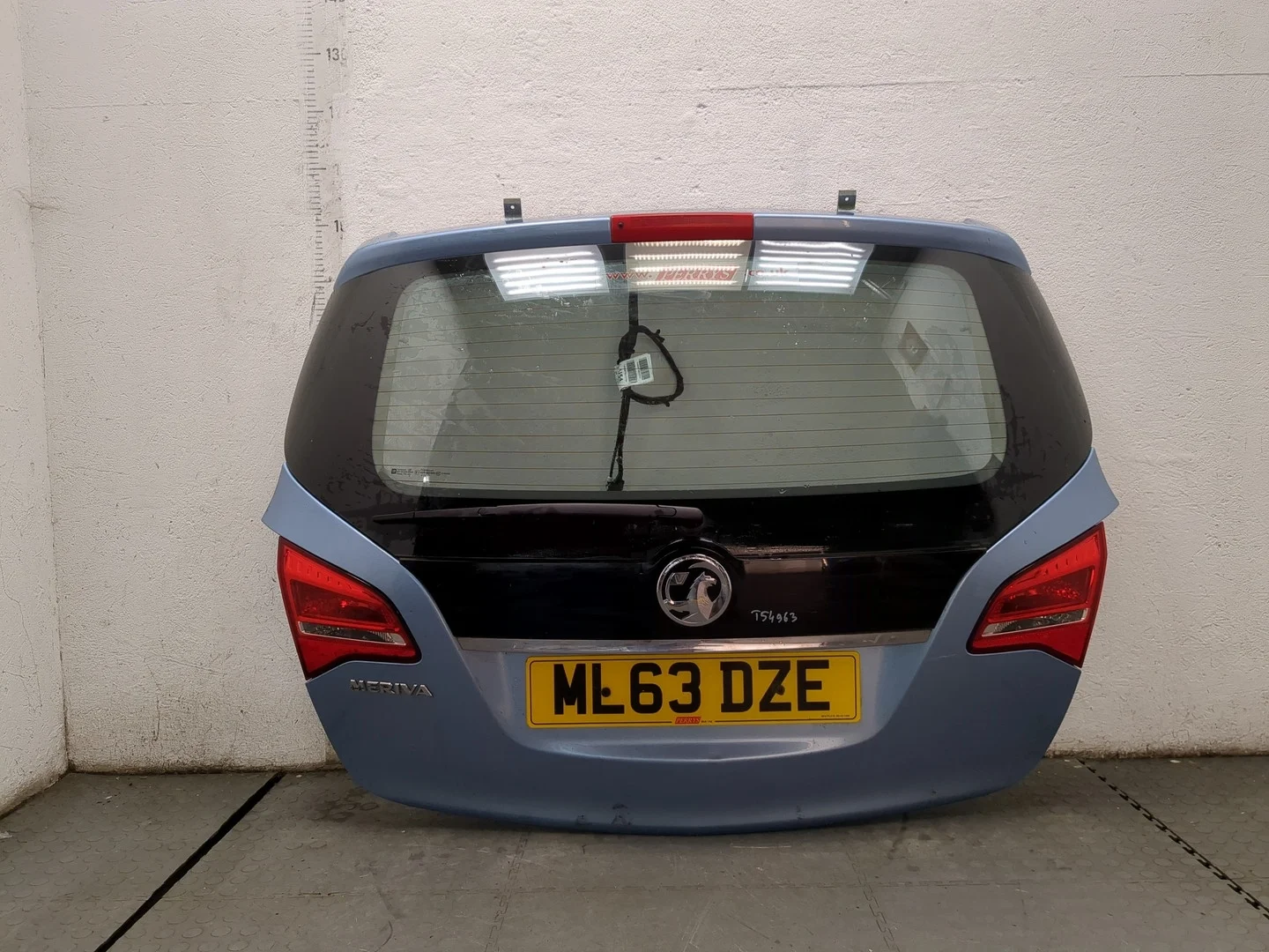 Крышка (дверь) багажника Opel Meriva 2010-2018 КПП 5-ст.мех.(МКПП) A14XER Бензин 1.4 л Инжектор