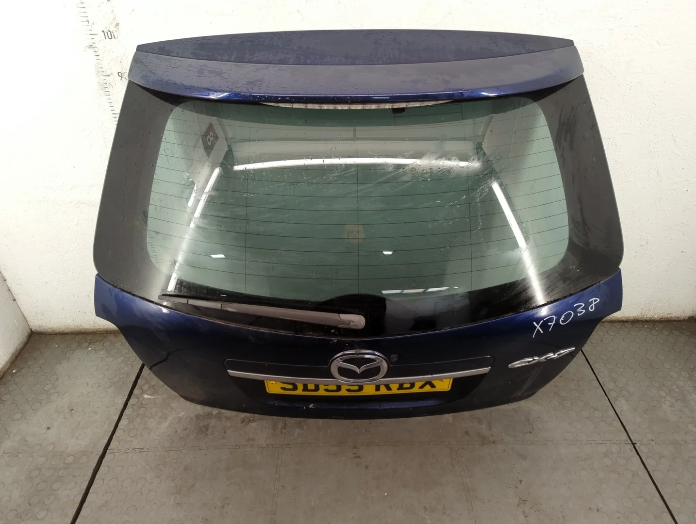 Крышка (дверь) багажника Mazda CX-7 2007-2012 КПП 6-ст.мех 4х4 (МКПП) R2 Дизель 2.2 л Турбо