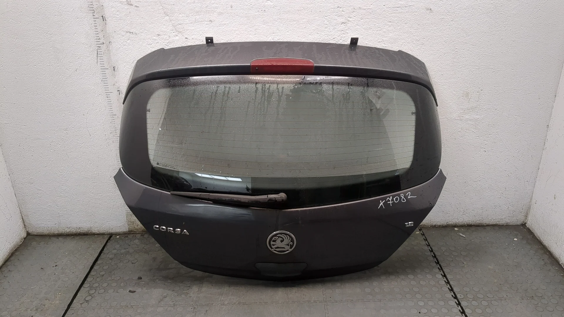 Крышка (дверь) багажника Opel Corsa D 2006-2014 КПП 5-ст.мех.(МКПП) A12XER Бензин 1.2 л Инжектор